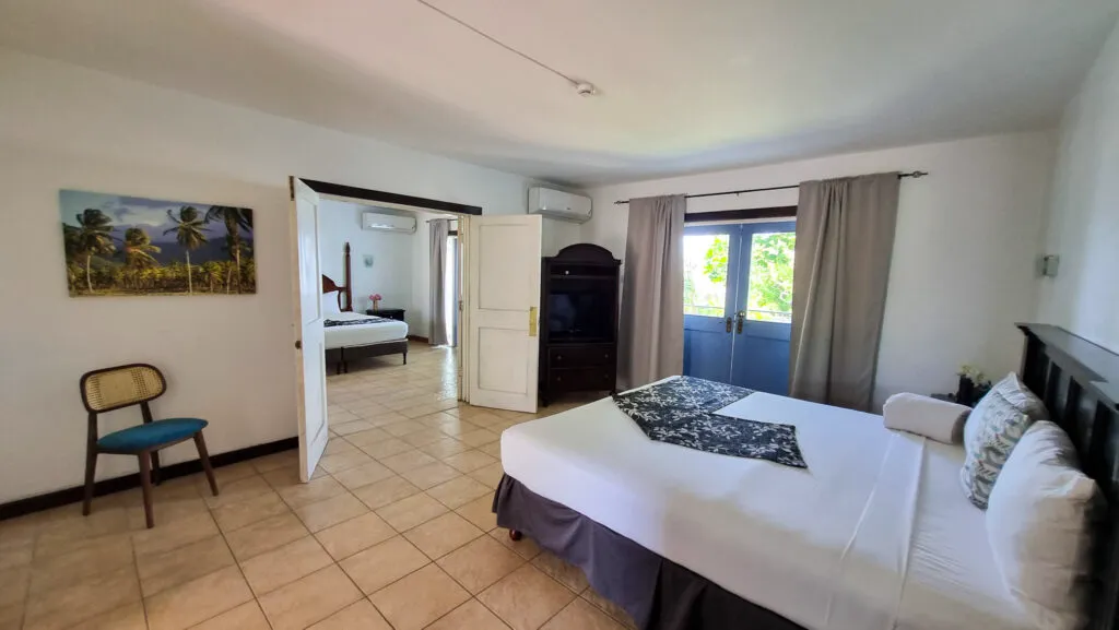 Connecting Superior King Room